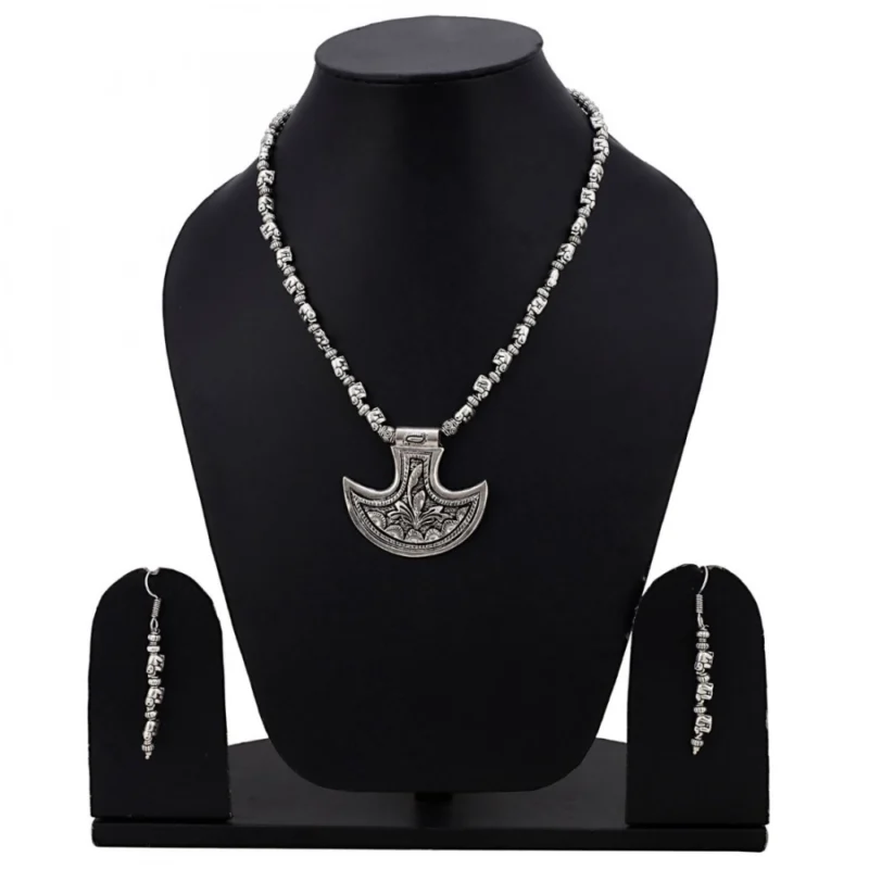 Generic Silver Oxidised Contemporary German Silver Necklace Set For Women - Image 2