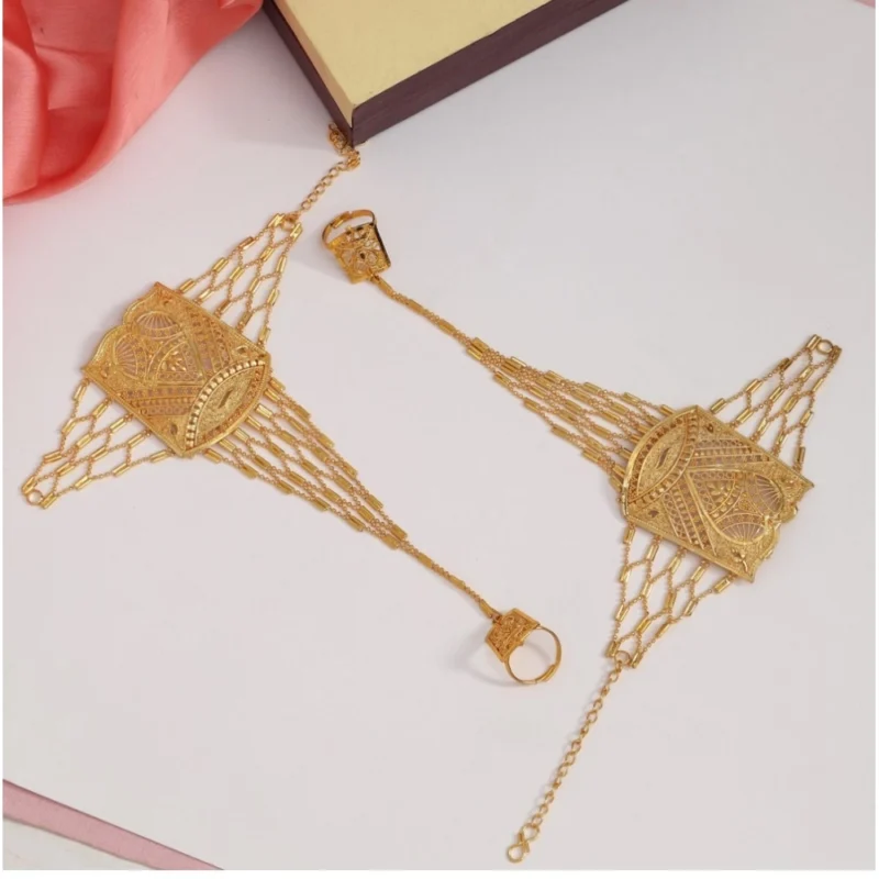 Generic Women's Gold Plated Hathphool Adjustable Chain - Image 3