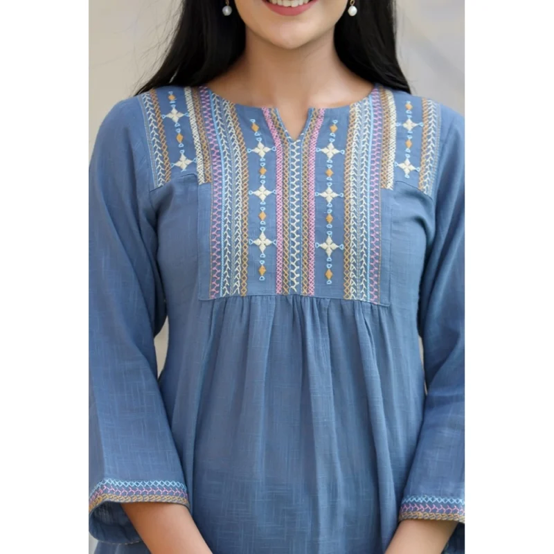 Generic Women's Cotton Embroidered 3/4 Sleeve V-Neck Top (Blue) - Image 2