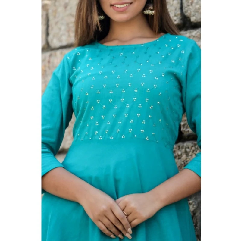 Generic Women's Cotton Solid 3/4 Sleeve Round Neck Kurti (Green) - Image 3
