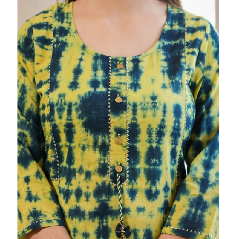 Generic Women's Cotton Dyed 3/4 Sleeve Round Neck Kurti (Green) - Image 2