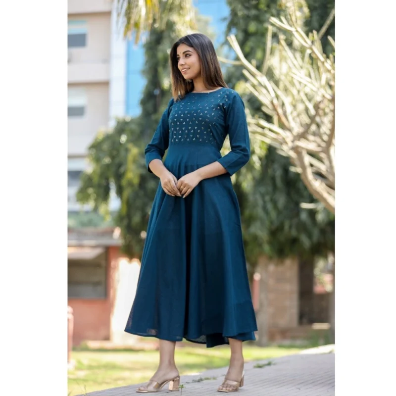 Generic Women's Cotton Solid 3/4 Sleeve Round Neck Kurti (Blue) - Image 4