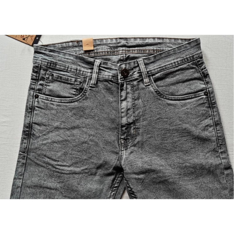 Generic Men's Cotton Blended Solid Tapered Jeans (Grey) - Image 2