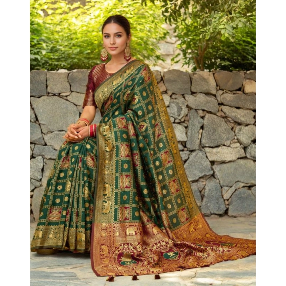 Generic Women's Silk Blend Woven Zari Work Saree With Unstitched Blouse 5.5Mtr (Green) - Image 2